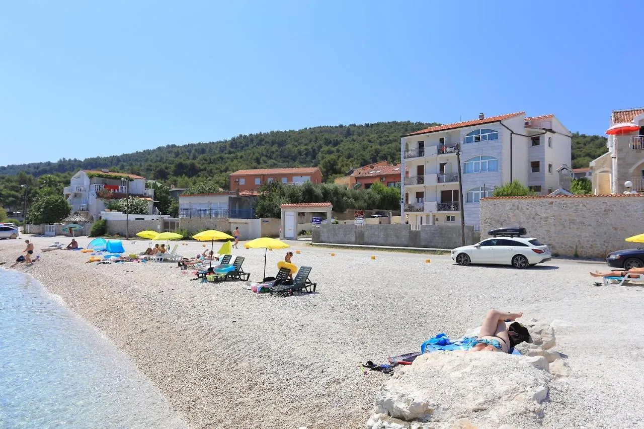 Apartment Slatine 14541E