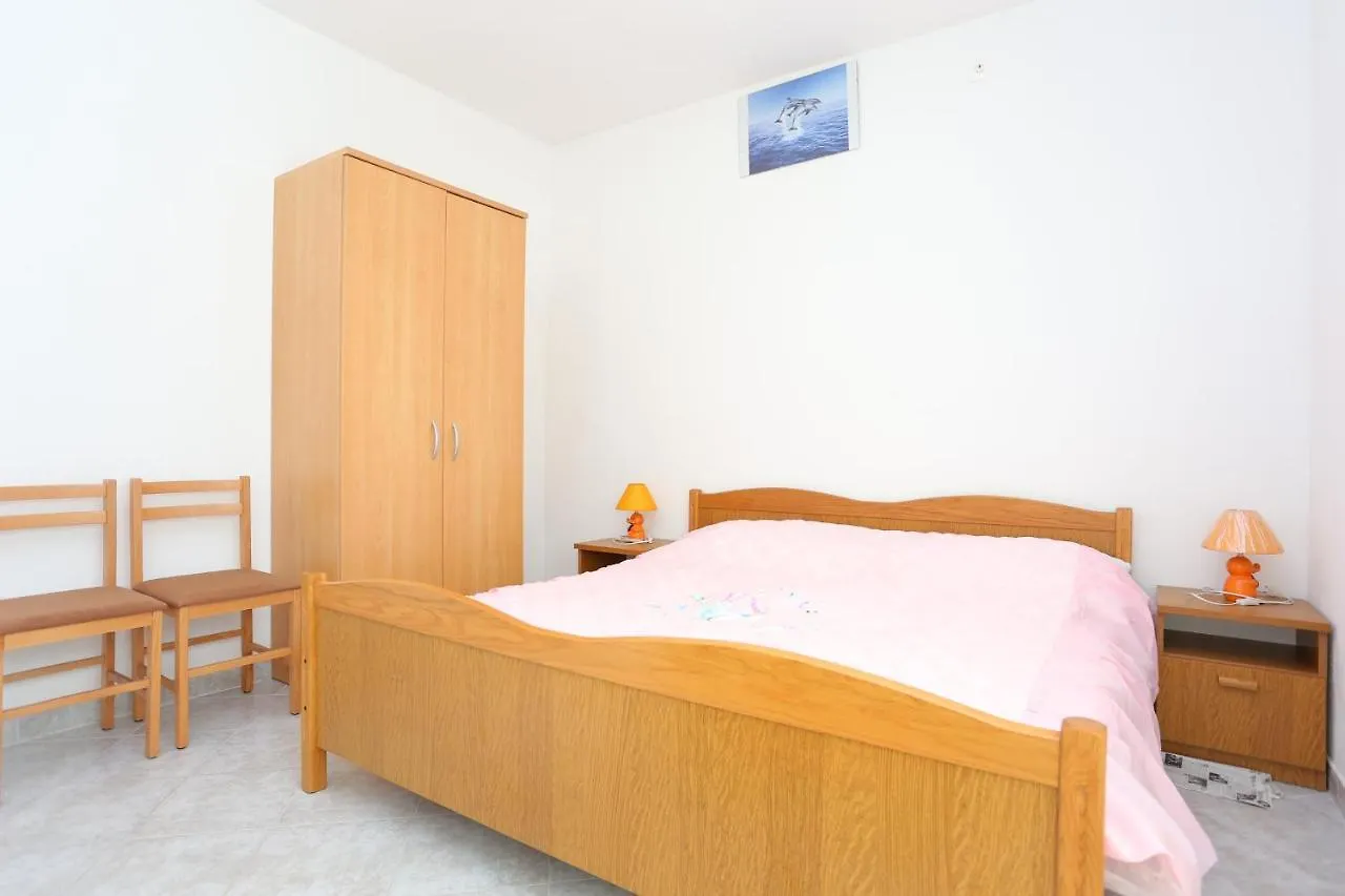 Apartment Slatine 14541E